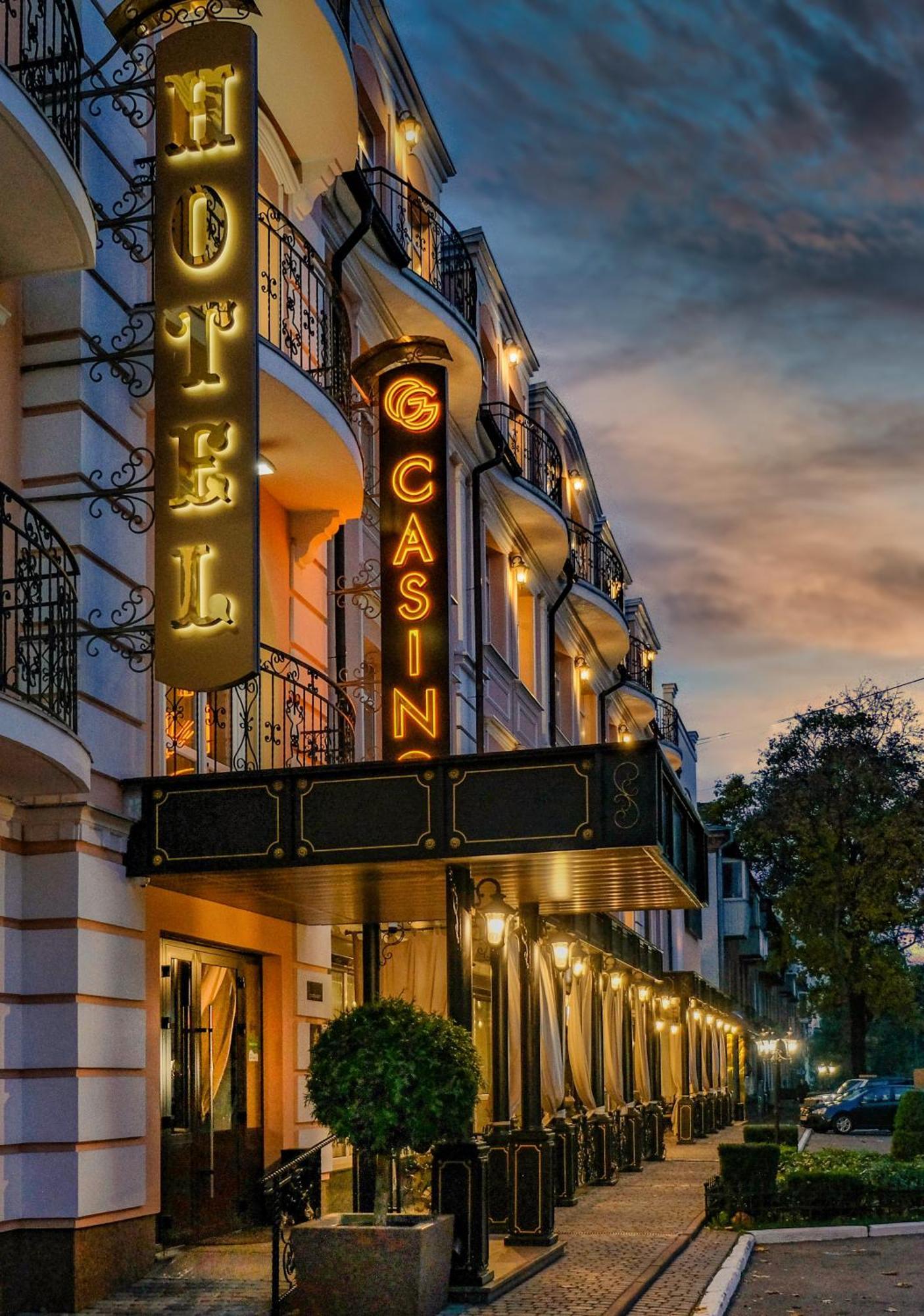Premier Hotel Palazzo Poltava Exterior photo